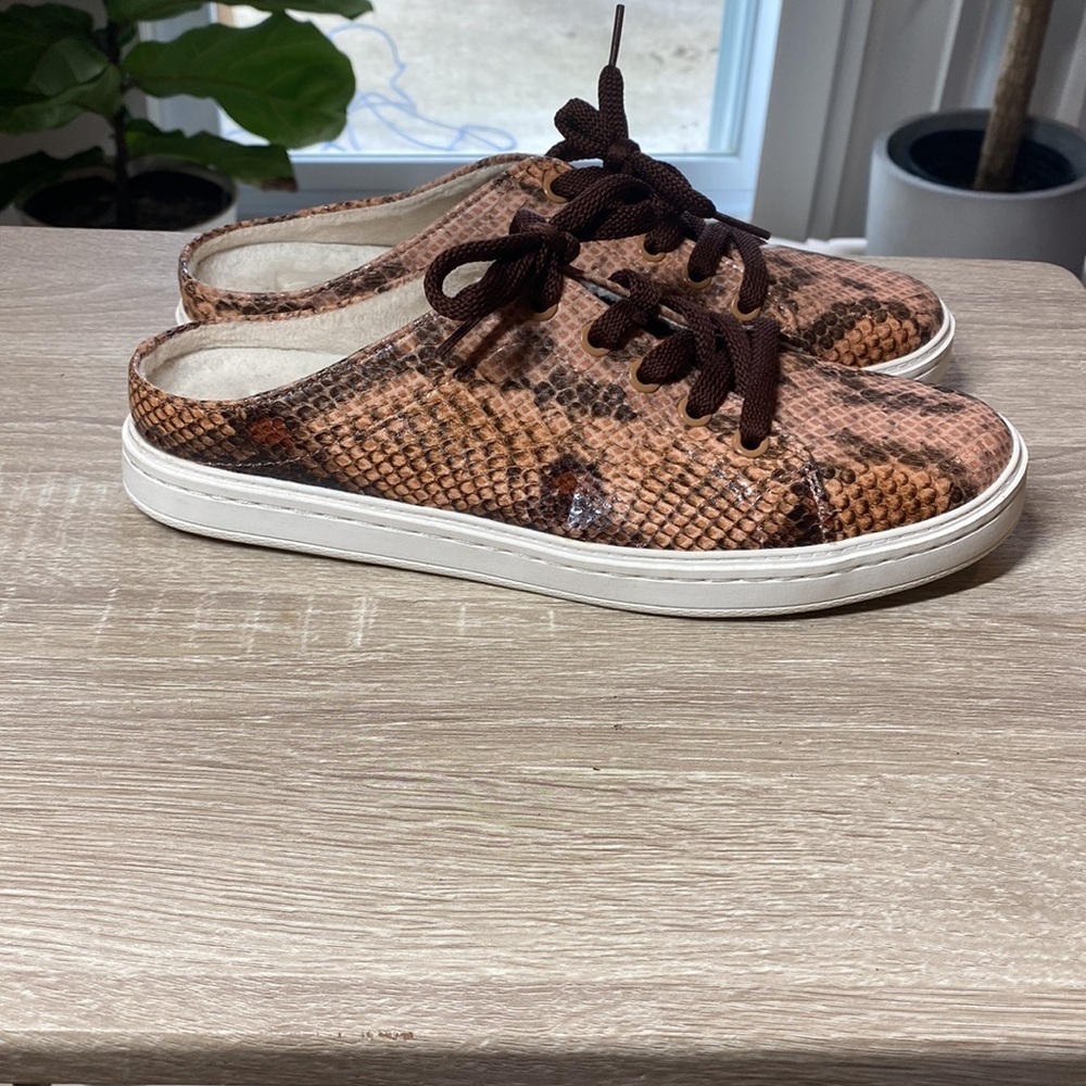 SOUL Naturalizer Kemper Mule Slip-On snake print Sneakers - Picture 2 of 9